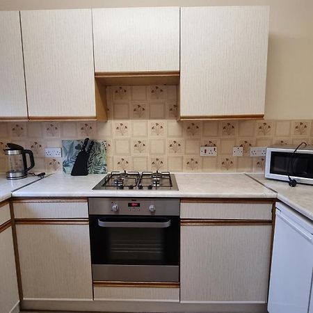 Faodail, 1 Bed Studio Apartment At Ravenscraig Castle And Park เคิร์กคาลดี ภายนอก รูปภาพ